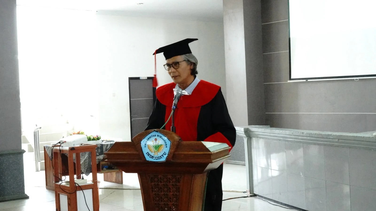 sidang_senat12
