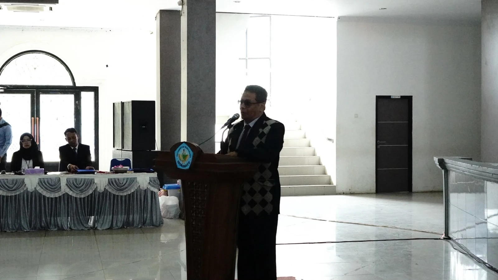 sidang_senat15